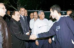 مشجعون .. بدرجة رؤساء !