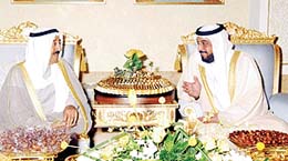 باول وغاى يشاركان فى لقاء دايغو