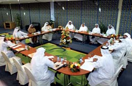 مجلس دبي الرياضي يبحث ورؤساء إدارات الأندية تطوير منظومة العمل الإداري
