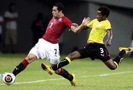 مصر تضرب عصفورين بحجر وتبقى في بنغيلا