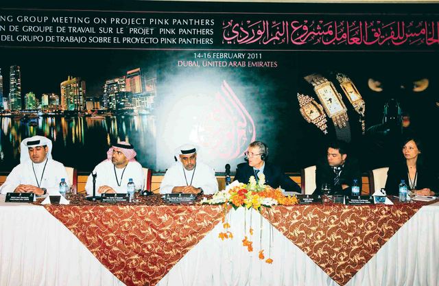 «فريق عمل النمر الوردي» يوصي بالاستفادة من خدمات الإنتربول