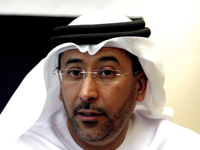 "داوود الهاجري يرأس لجان المتابعة لترتيب الإقامة"