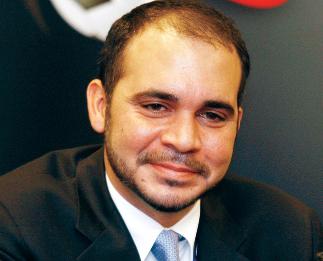 "علي بن الحسين"