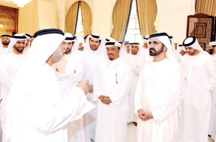 محمد بن راشد يحض الطلبة  على الافتخار بإنجازاتهم