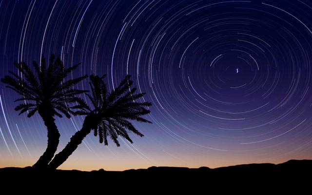 "عمل المصور الإماراتي خالد الزمر"