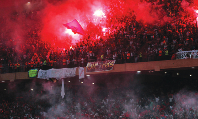 "شغب الجماهير ظاهرة تصيب لعبة كرة القدم"