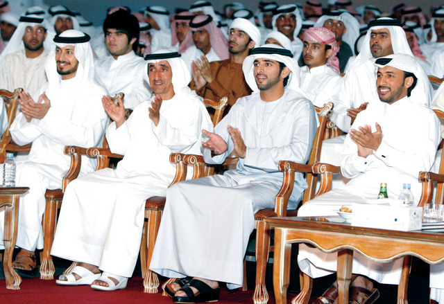 "الامسية الختامية لملتقى دبي للشعر الشعبي,بحضور الشيخ حمدان بن محمد بن راشد آل مكتوم"