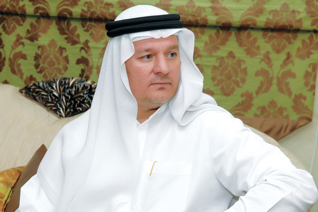 "محمد العمادي"