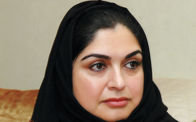 "سارة باقر"