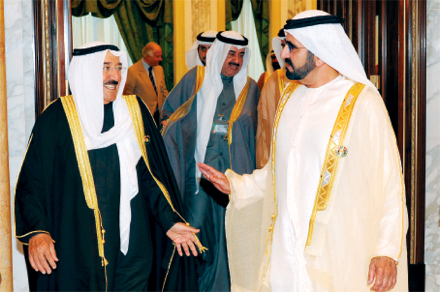 "محمد بن راشد يرحب بصباح الأحمد"