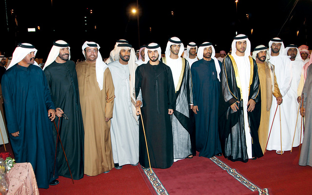 ".. وسموه مع العريسين وعدد من الضيوف"