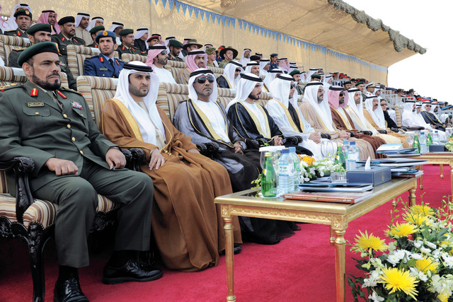 "أولياء عهود الشارقة وعجمان وأم القيوين ورأس الخيمة ومحمد المر خلال الحفل بحضور ماجد بن محمد وأحمد بن سعيد وعبيد الكعبي وعدد من الشيوخ والوزراء"
