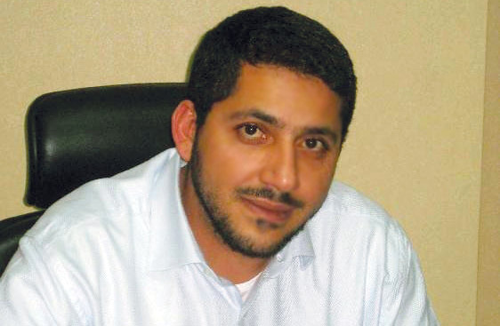 "محمد أبو الحاج: تجار يربحون من الحالة الاحتفالية الدائمة التي تعيشها دبي"
