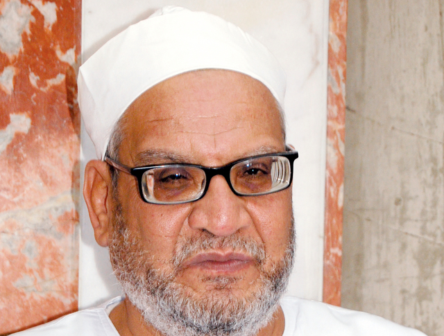 "الشيخ أحمد محمود كريمة"