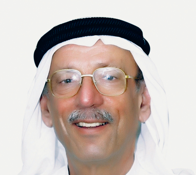 "عبدالغفار حسين"
