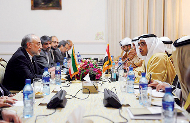 ".. وسموه خلال جلسة المباحثات"