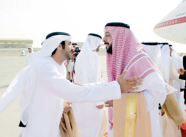 "رئيس الدولة يستقبله حمدان بن محمد"