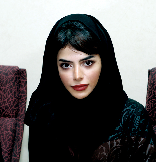 "منى بن كلي : الشيخة منال سعت لصقل المواهب وشحذ الهمم نحو الثقافة والفنون"