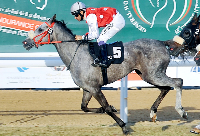 "«منيشا» بطلة الجولة الثالثة للتاج الثلاثي"