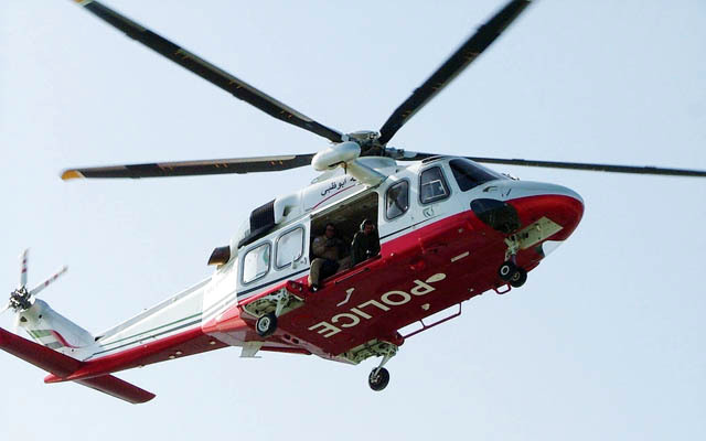 "مهام إنسانية يضطلع بها «جناح الجو» في شرطة أبوظبي"