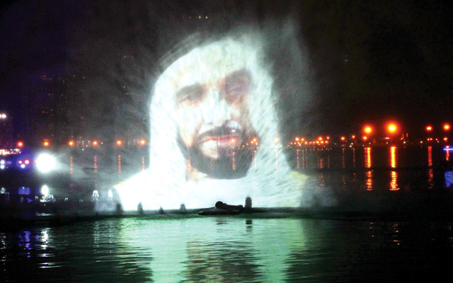 "صورة الشيخ زايد تم تصميمها لتكون في افتتاحية العرض الأول للنافورة في الواجهة المائية"
