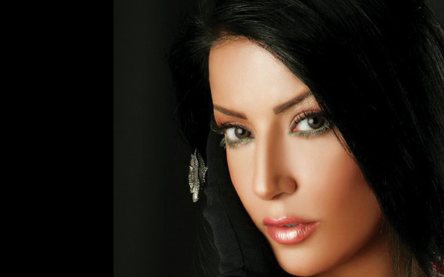 "سمية الخشاب"