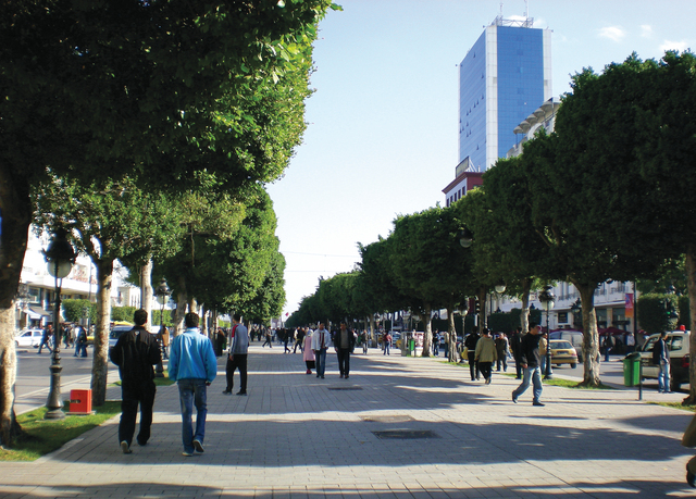 "«هايد بارك العرب» يسمى أيضاً «شانزيليزيه العرب»"