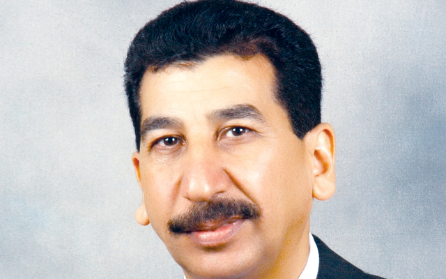 "أحمد العموش"