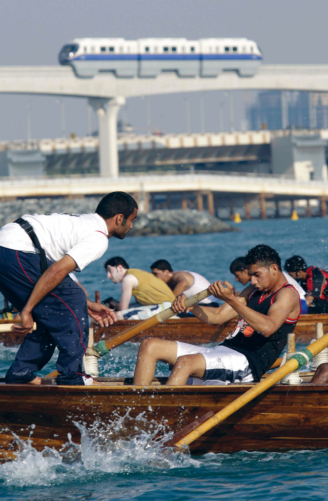 "الميناء السياحي يشهد صراعاً قوياً على أغلى الألقاب"