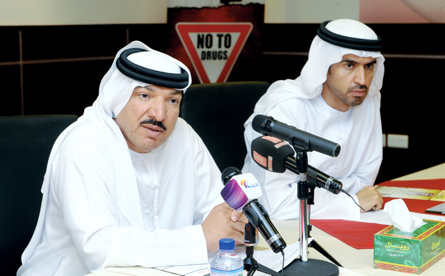 "عبدالجليل العسماوي خلال المؤتمر الصحافي"