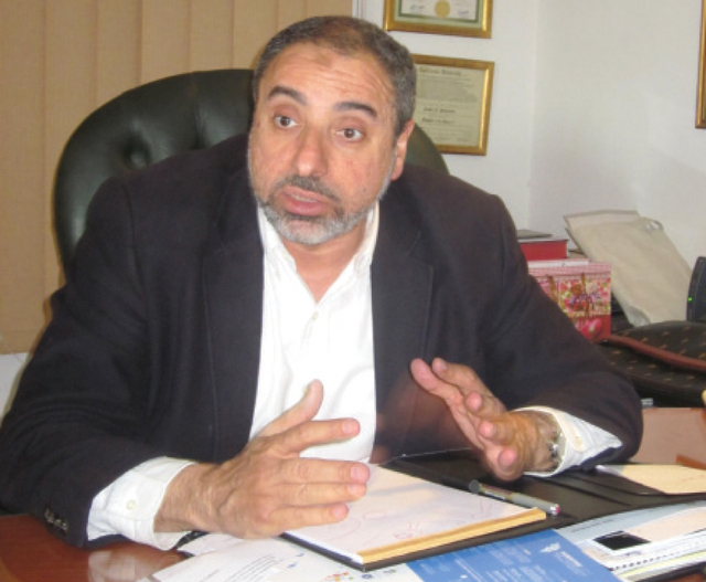 "فاضل سليمان"