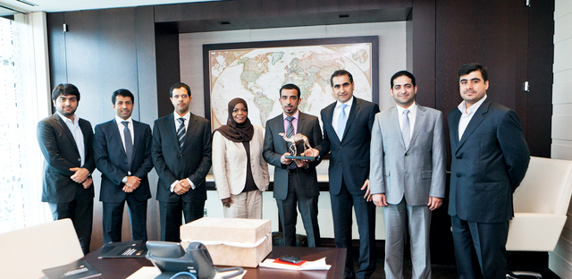 "عدد من فرسان التميز في الدورة الأولى من البرنامج"