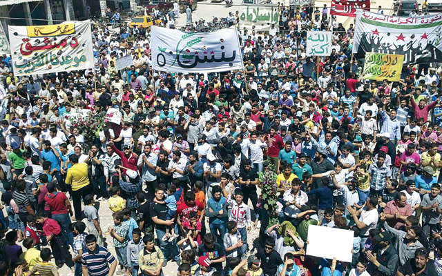 حلب تنتفض لـ «دمشق».. وحماة تتصدر الضحايا بمذبحة جديدة