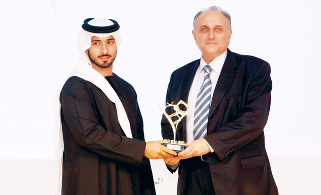 "..ويكرم عثمان سلطان"