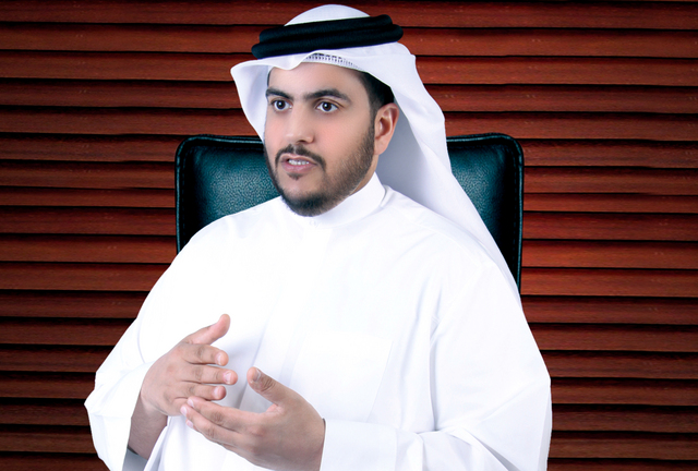 "المهندس خالد معين الحوسني المدير التنفيذي لقطاع الصحة العامة والبيئة"