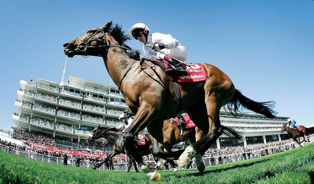 "صراع الأقوياء في الديربي الانجليزي"