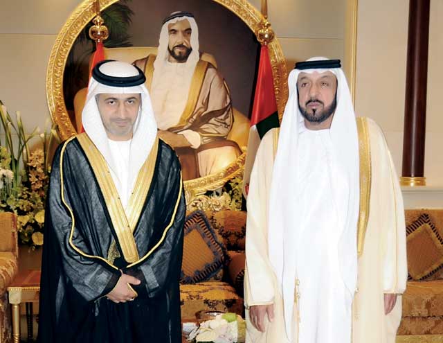 "..وسموه مع السفير الشحي"