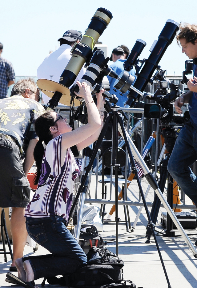 "راصدون في لوس أنجليس"