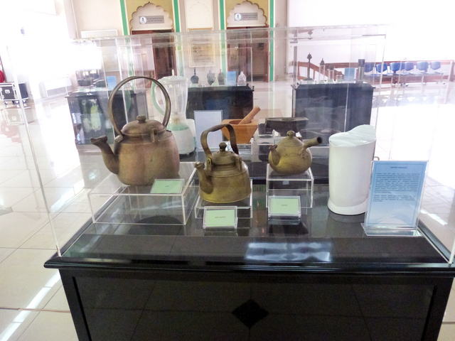 "مقتنيات تجمع بين الأصالة والحداثة داخل متحف بروناي"