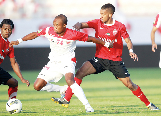 "من مباريات دوري المحترفين"