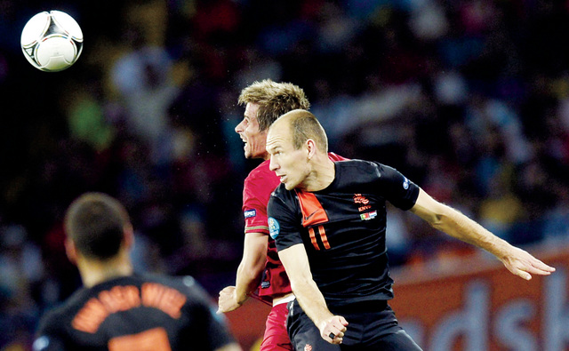 "روبن فى لقاء البرتغال"