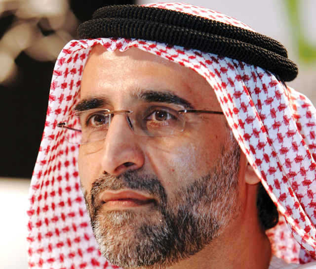 "حبيب غلوم: اللجنة العليا للبرنامج تهدف إلى خلق الشخصية الوطنية الواعية والمثقفة"