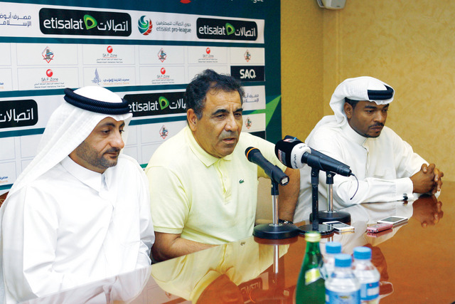 "فوزي البنزرتي أثناء المؤتمر تصوير: عبد الحنان مصطفى"