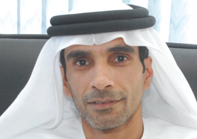 "مشعل خميس الخديم"