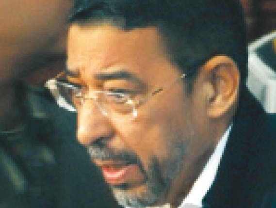 "السرياطي أطلق النار على رأس بن علي في حلم طارد المؤلفة"