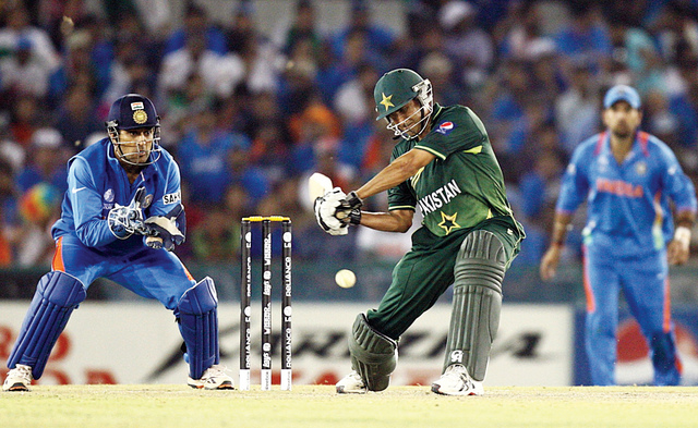 "لعبة الكريكيت تحظى باهتام كبير من الجاليات واضافة مهمة للبطولة (ارشيفية)"