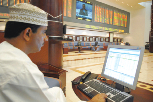 "سوق مسقط تحلق وحيداً بين أسواق المال الخليجية خلال الأسبوع الماضي (البيان)"