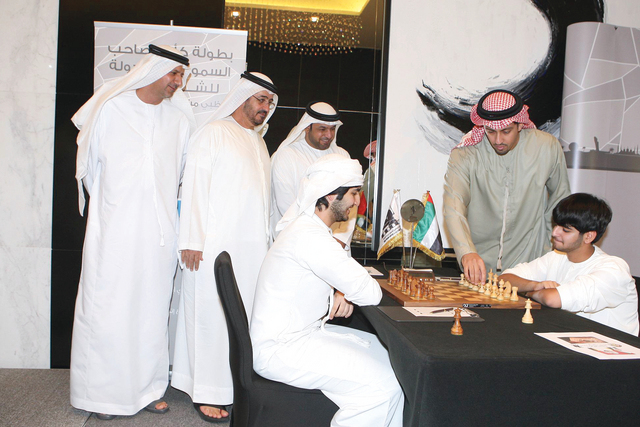 "سلطان بن شخبوط يفتتح البطولة \"من المصدر\""