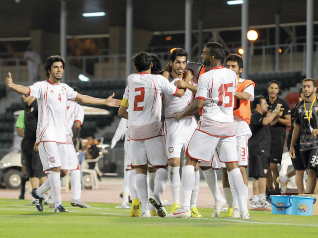 "فرحة لاعبي منتخبنا بعد تسجيل الهدف"