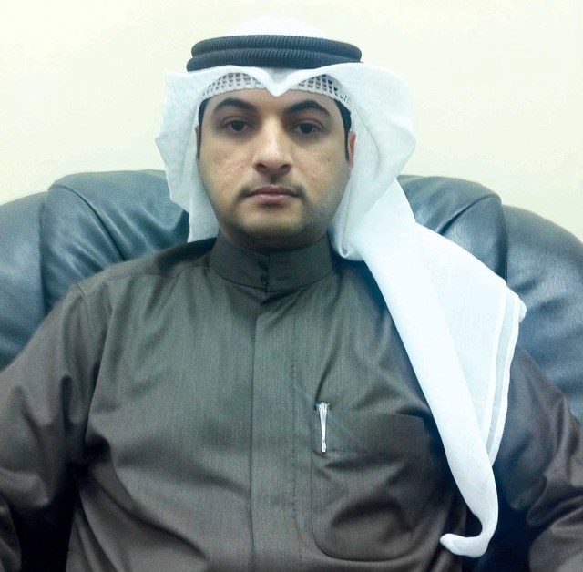 "يوسف العلاطي"